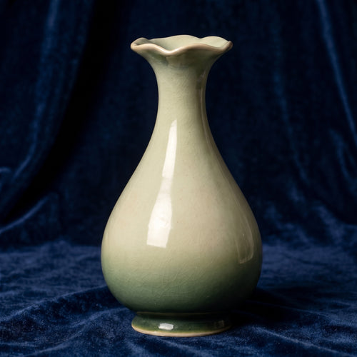 Cream Crackle Glaze Ceramic Vase